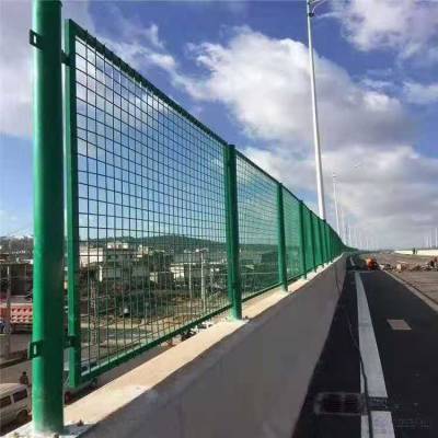 平凉铁路桥下防护网 金属网片防护栅栏 绿色封闭式护栏网