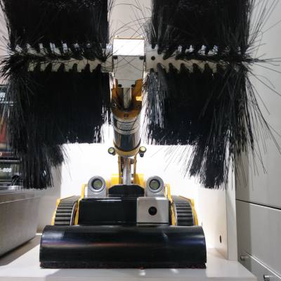 中央空调通风管道检测录像清洗吸尘多功能机器人