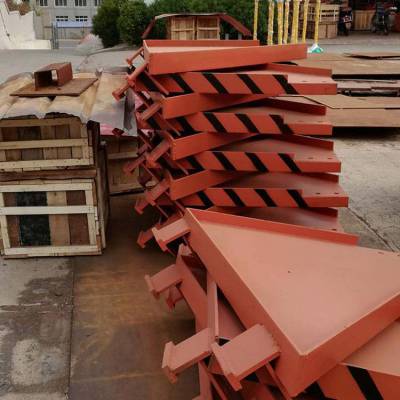 厂家供应滑动式阻尼器 停车位挡车器 铁路防撞杆支持定做