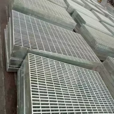 热镀锌钢格栅板多少钱 平台钢格栅板厂批发
