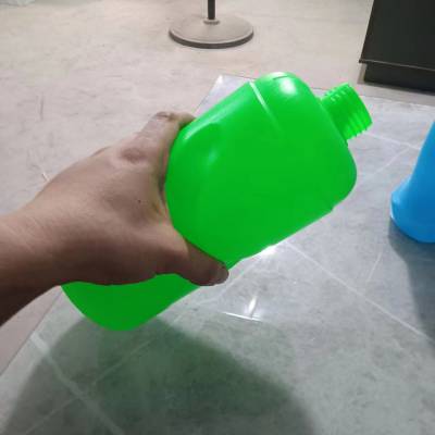 2升玻璃水壶塑料桶 高端4斤绿色玻璃水瓶可加工定制 抗摔抗压