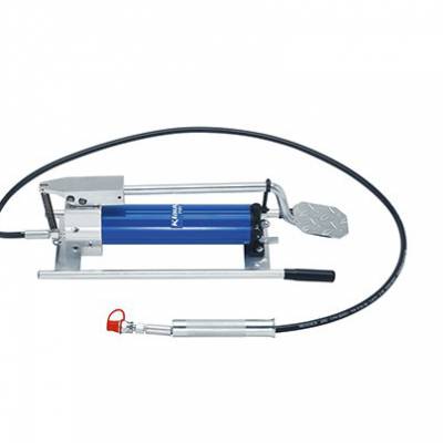德国 Klauke FHP2脚踏泵 用于液压压接和剪切头的操作