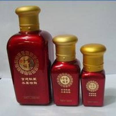 徐州誉华玻璃瓶厂家长期供应紫色磨砂精油玻璃方瓶配捏头盖子