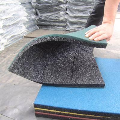许昌 加厚室外橡胶地垫 可拼装橡胶地砖 定制加工