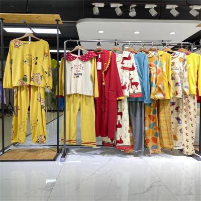 棼腾家居服 品牌折扣女装库存尾货 走份批发 十三行直播实体货源