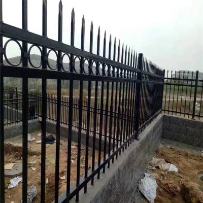 围墙铁艺护栏 围墙组装围栏 镀锌钢丝网围墙