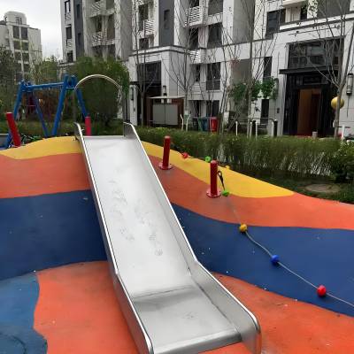 购物中心广场攀爬网不锈钢滑滑梯源头厂家定制材质坚硬耐腐蚀