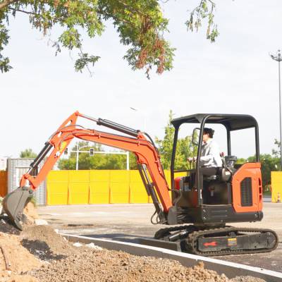 果园农用小型挖掘机农场养殖微型挖掘机植树挖坑20型挖掘机