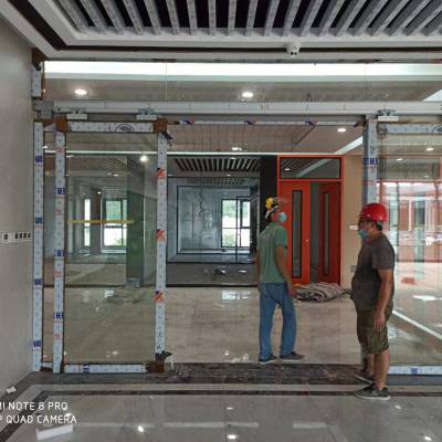 深圳电动门安装，承接工厂、办公楼，自动玻璃门安装
