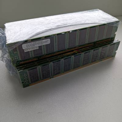 IBM 44P3584 2GB (4x 512 MB) DIMM (200 PIN 10NS SDRAM) 07L9758ڴ