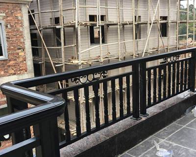 铝合金楼梯护栏定制-漳州高销量的铝合金楼梯护栏