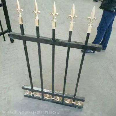 Χ пֻ۸