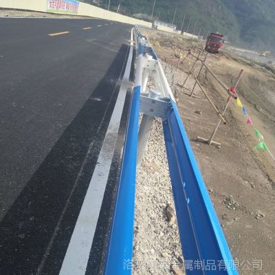 荥阳波形护栏 高速公路波形梁钢护栏加工定制 厂家直销没有中间商赚差价