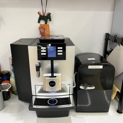 咖博士咖啡机专卖 咖博士F11全自动咖啡机 大彩屏扫码支付后台监控