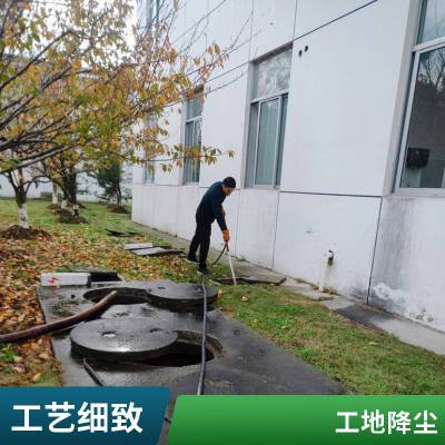 出租洒水车|洒水车租赁朝友环卫提供洒水车冲洗路面