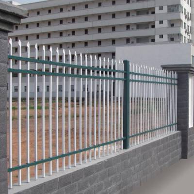 景区铁栅栏 边框护栏价格报价 锌钢隔离栏规格