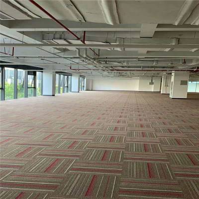 酒店地毯批发办公方块地毯南宁市马山县宾馆涤纶印花地毯走廊