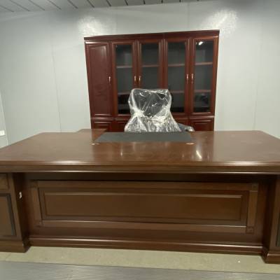 总经理老板桌 大气总裁董事老板台 中式实木办公桌椅大班台