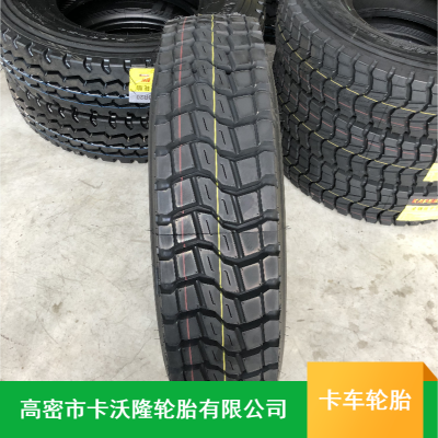 批量供应抗撕裂耐磨橡胶材质825r16全钢轮胎