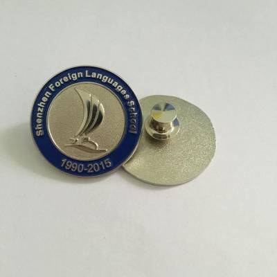 哈尔滨医学院胸章设计制作、纯银徽章定制金属胸针厂家