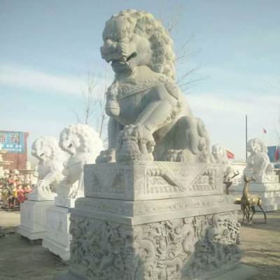 加工汉白玉石狮子 中国石狮子 供应大理石狮子