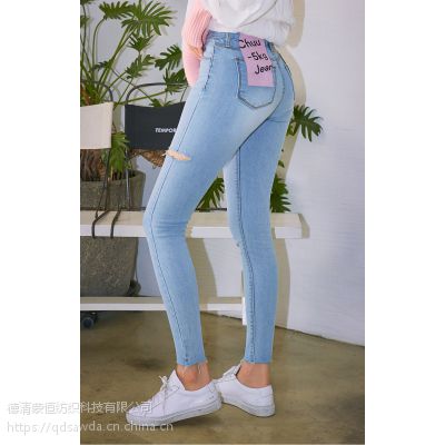 亚尼蒂斯女装折扣店全国***店折扣 品牌女装尾货介绍白色马甲背心