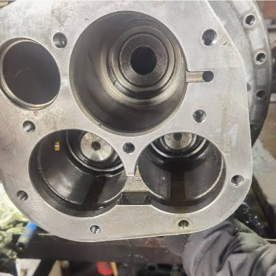 克莱门特压缩机噪音大维修二手汉钟RC-2-140B-W冷冻油HBR-A01