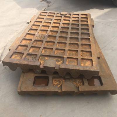 150750细碎颚式破碎机合金齿板鄂板配件性能