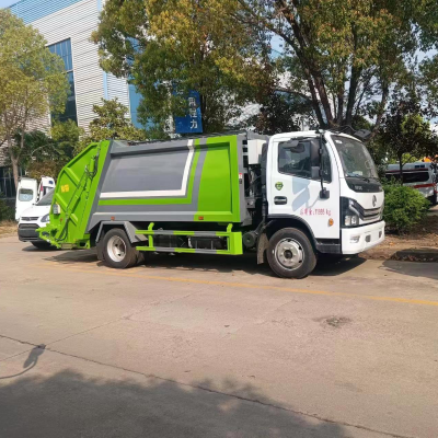 东风途逸4方自卸型垃圾车小型垃圾清运压缩车垃圾车尺寸