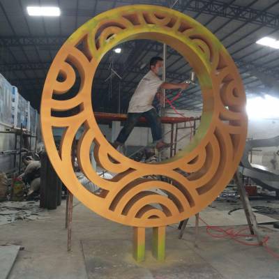 圆环雕塑 广场金属制品 大型不锈钢圆环雕塑厂家