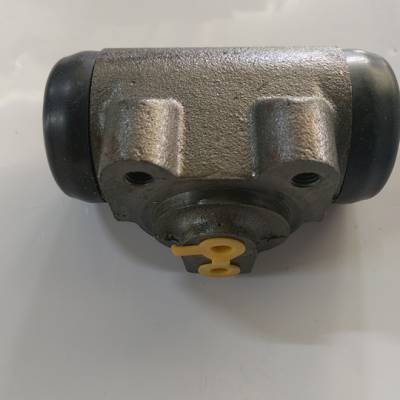 斗山大宇叉车配件刹车总泵1518吨前移式电叉制动总泵制动主缸