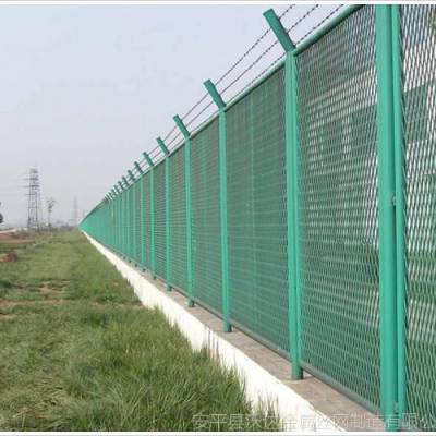 沃达厂区围墙钢板护网菱形防护网钢丝网围栏