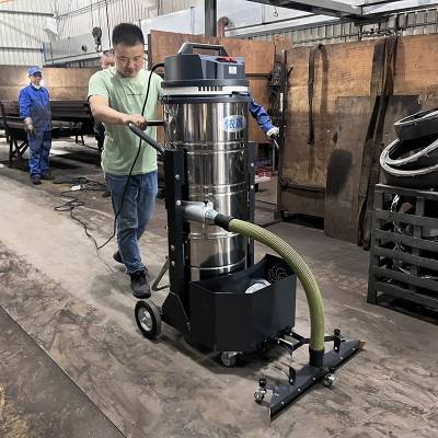 依晨清洁100L工业吸水吸油吸尘器化工厂用吸尘机YZ-3610P工业吸尘器