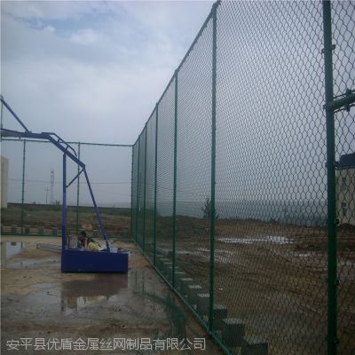 球场围网规格 体育场围栏网厂家电话 上海篮球场围网定制