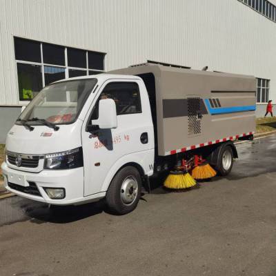 KLF5030TSLE6扫路车 东风途逸2方清扫垃圾回收清扫车