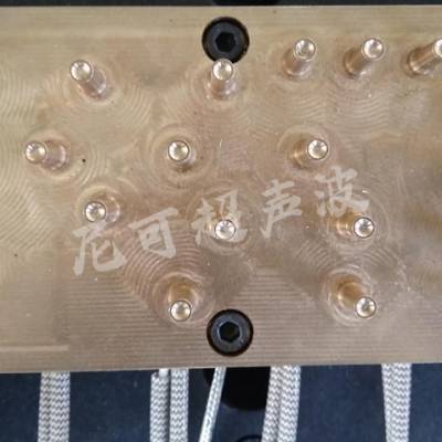 LED广告屏PCB板热熔铆点机；塑料壳热熔热铆机