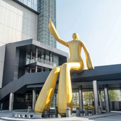 步行街美陈酒店大型玻璃钢雕塑人物摆件吉祥物IP形象广场城市地标