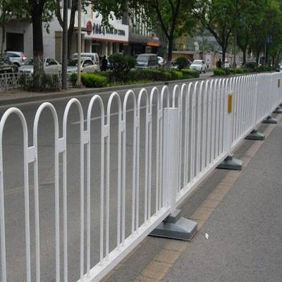 韶关城市道路人行道栏杆 路边京式围栏 包安装隔离栅