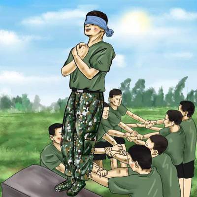 东莞万荔经典拓展团建项目推荐信任背摔