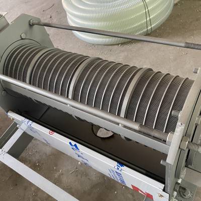 180有机肥转化环保设备 粪便干湿分离机 ***生产鸡粪螺旋式脱水机