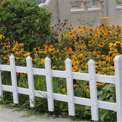 开封 草坪护栏 草坪防护栏 塑钢护栏 草坪围栏 绿化带栏杆的作用有哪些