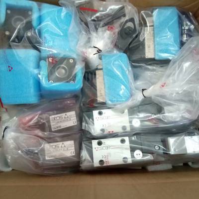 FUCHS AXU01698 ǹ Ϻӱ¹ҵƷѲ