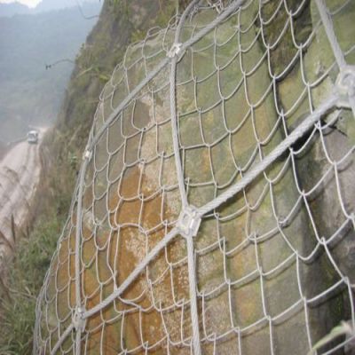 新疆边坡防护网厂家4.5×4.5米现货