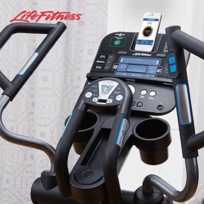 力健健身房可调节遥感椭圆机 LifeFitness进口后置轴心漫步机