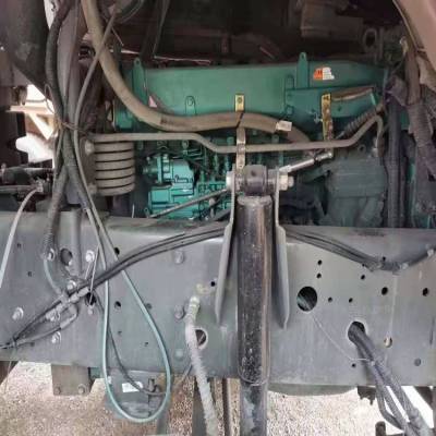 ***云南临沧18年重汽豪沃371 大卧铺 ac大后桥 5道梁后八轮工程自卸车