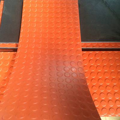 大邑县耐油橡胶板5mm夹布橡胶板耐低温橡胶板