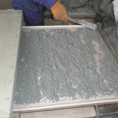 供应浩铭微波粉体干燥机 —碳化硅粉末烘干设备