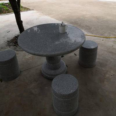 四川省哪里有别墅花园大理石圆石桌石凳庭院户外1米石头圆桌圆石凳1.2米靠背石凳厂家？