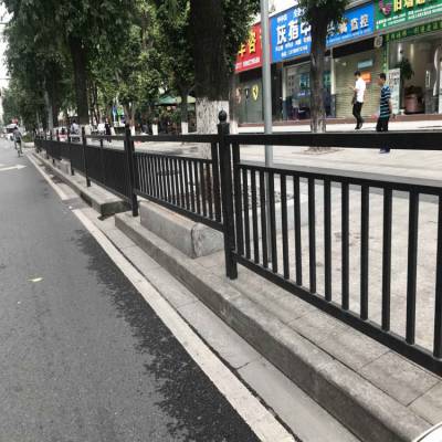 广州黑色人行道护栏 市政道路围栏定做