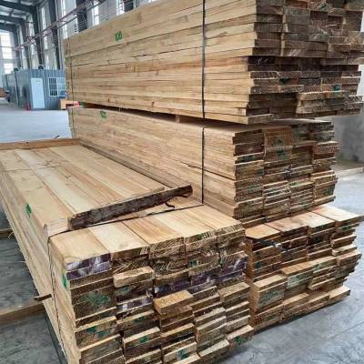 黑龙江正负零施工建筑木方条4米工地松木脚手架板